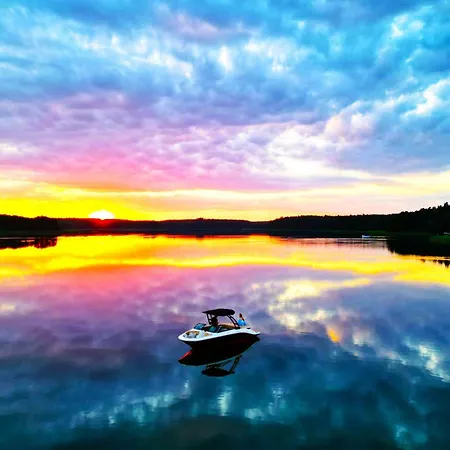 Loft - Loft Nad Rzeka, Centrum, Parking, Winda, Netflix * Iława